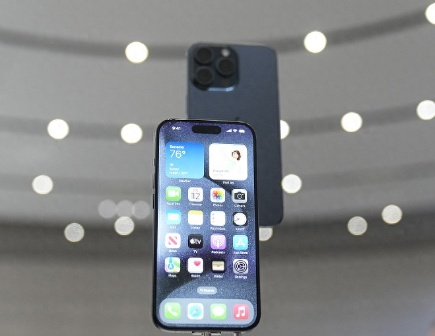 莱城Apple维修站分享买iPhone15还是华为Mate60 